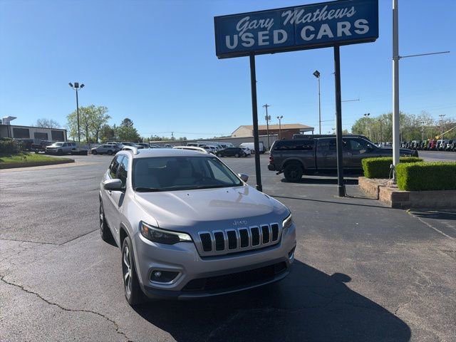 Used 2019 Jeep Cherokee Limited image 2