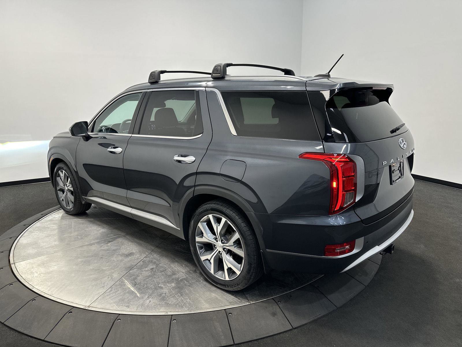Used 2020 Hyundai Palisade SEL w/ Premium Package AWD/4WD image 5