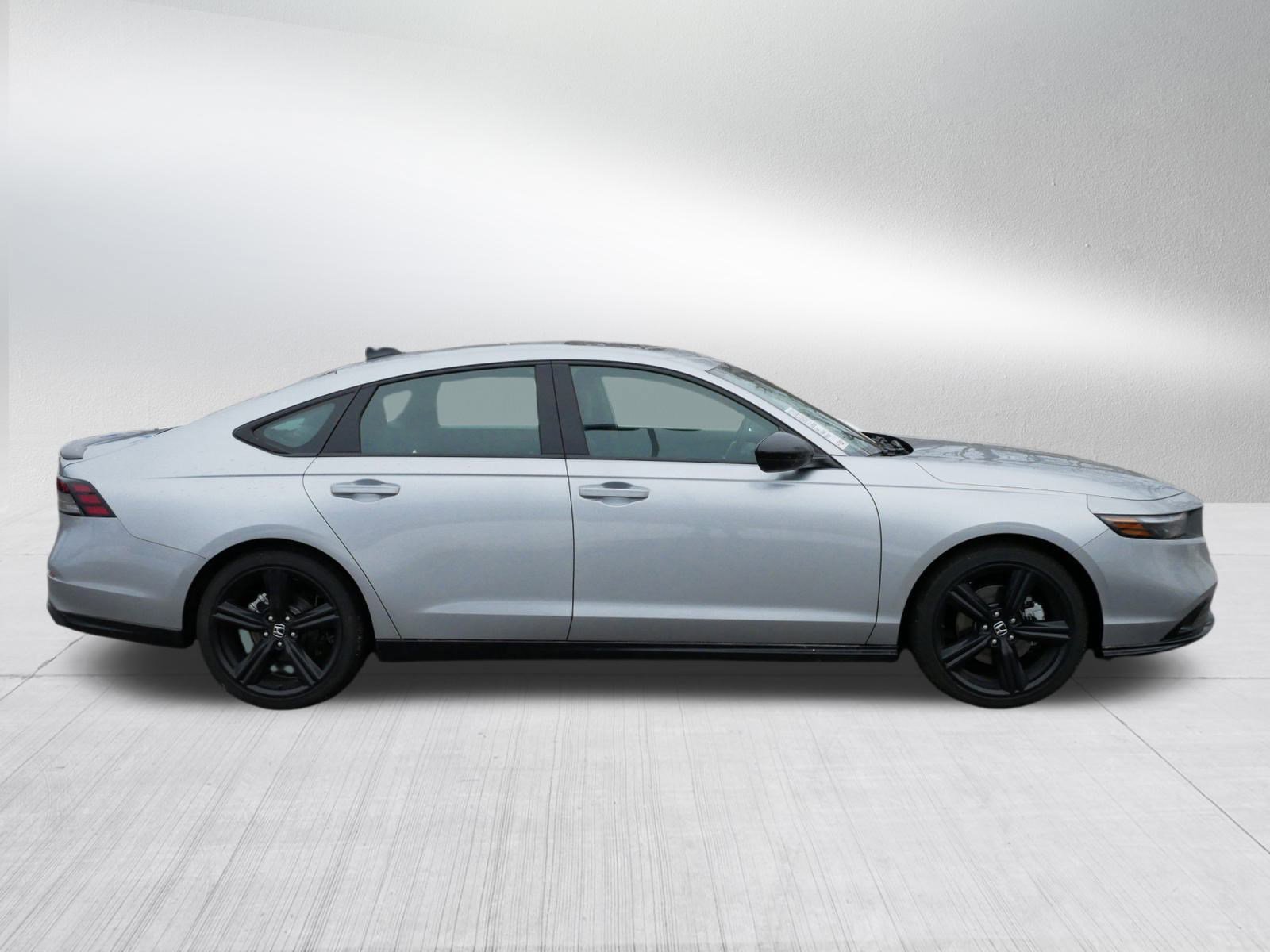 Certified 2025 Honda Accord Sport image 8