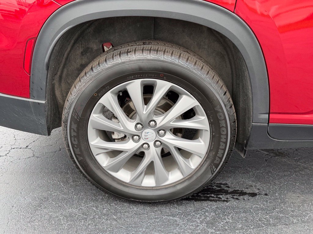Used 2025 Buick Enclave Preferred AWD/4WD image 10