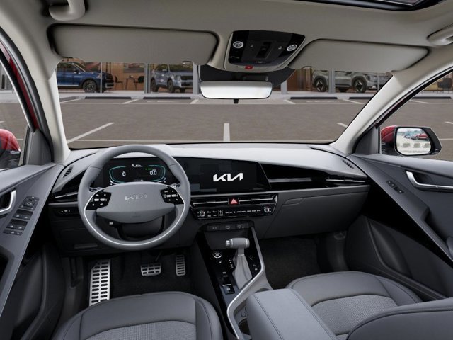 New 2025 Kia Niro EX Touring image 17