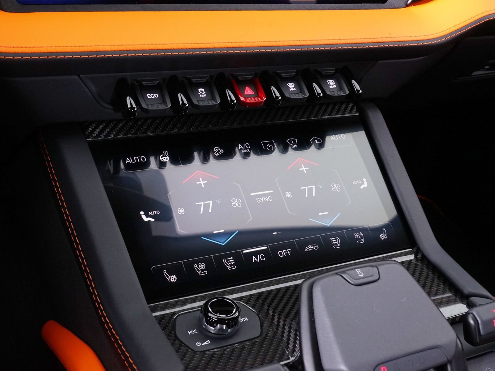 Used 2025 Lamborghini Urus S AWD/4WD image 29
