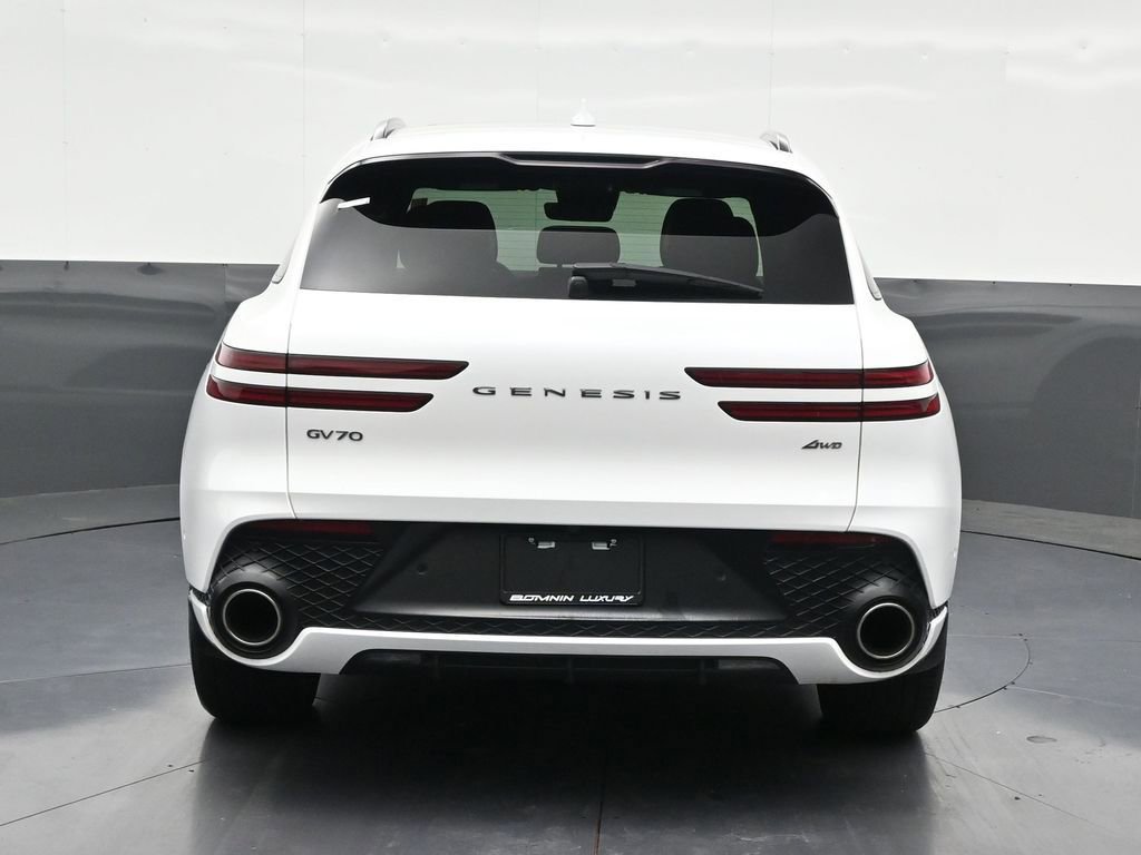 Used 2025 Genesis GV70 2.5T w/ Sport Prestige Package image 4