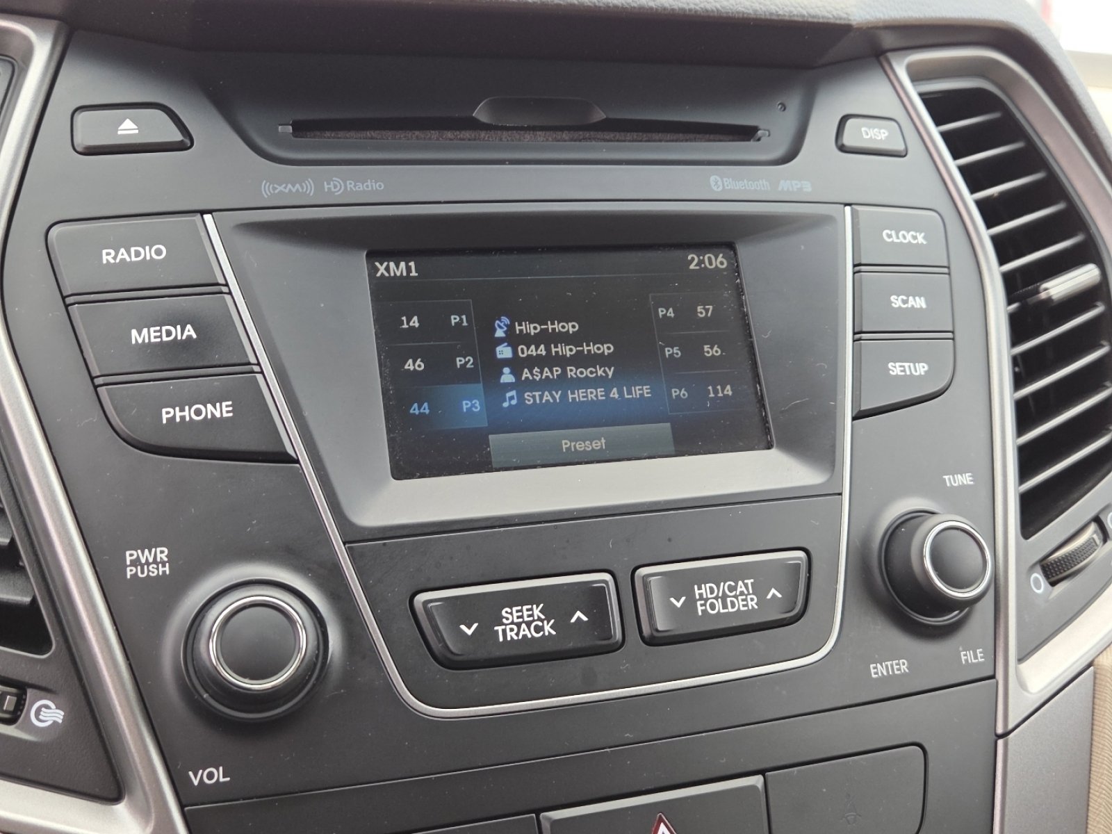 Used 2015 Hyundai Santa Fe Sport w/ Option Group 02 image 3