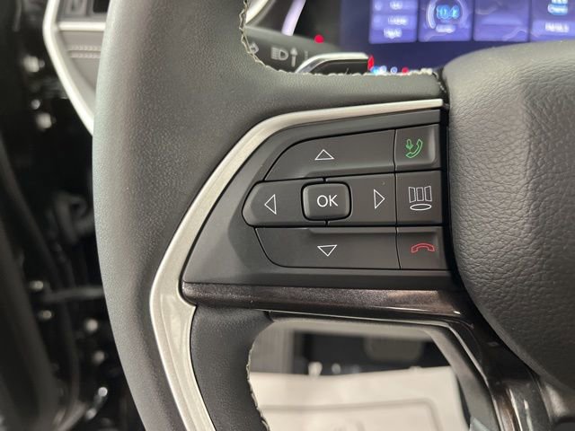 Used 2023 Jeep Grand Cherokee L Laredo RWD image 23