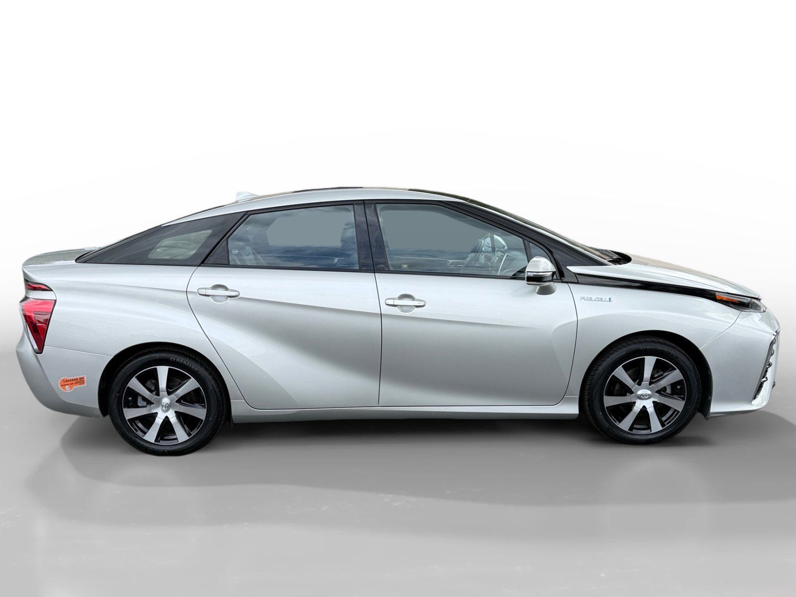 Used 2019 Toyota Mirai FWD image 6