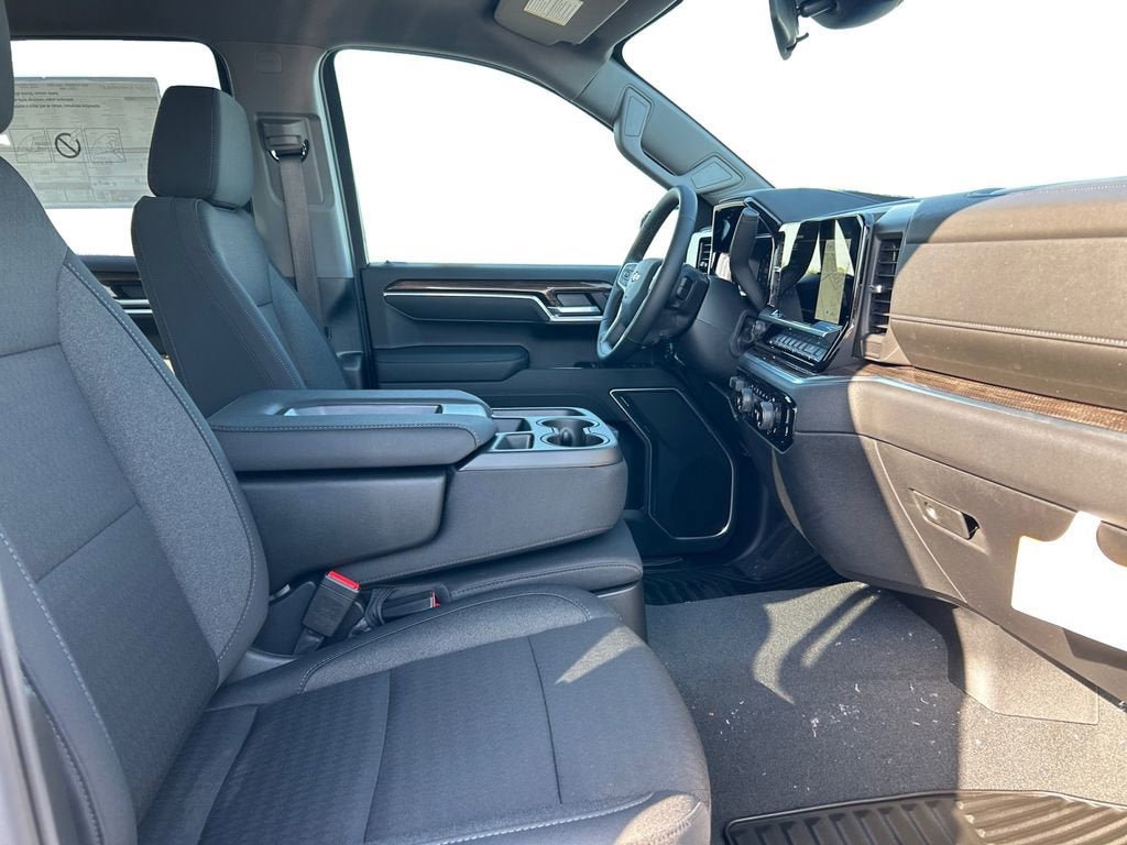 New 2026 Chevrolet Silverado 1500 LT AWD/4WD image 17