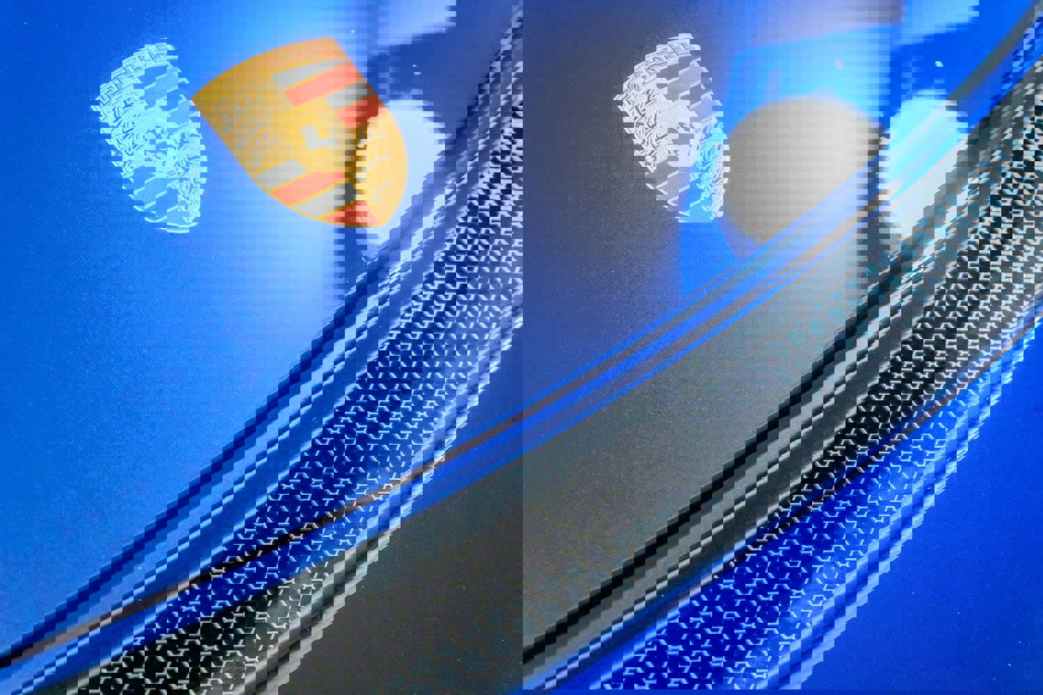 Used 2024 Porsche 718 Cayman GT4 RS RWD image 43