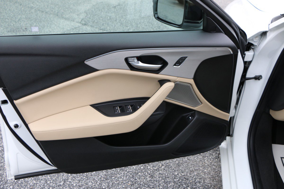 Used 2024 Acura TLX w/ Technology Package FWD image 16