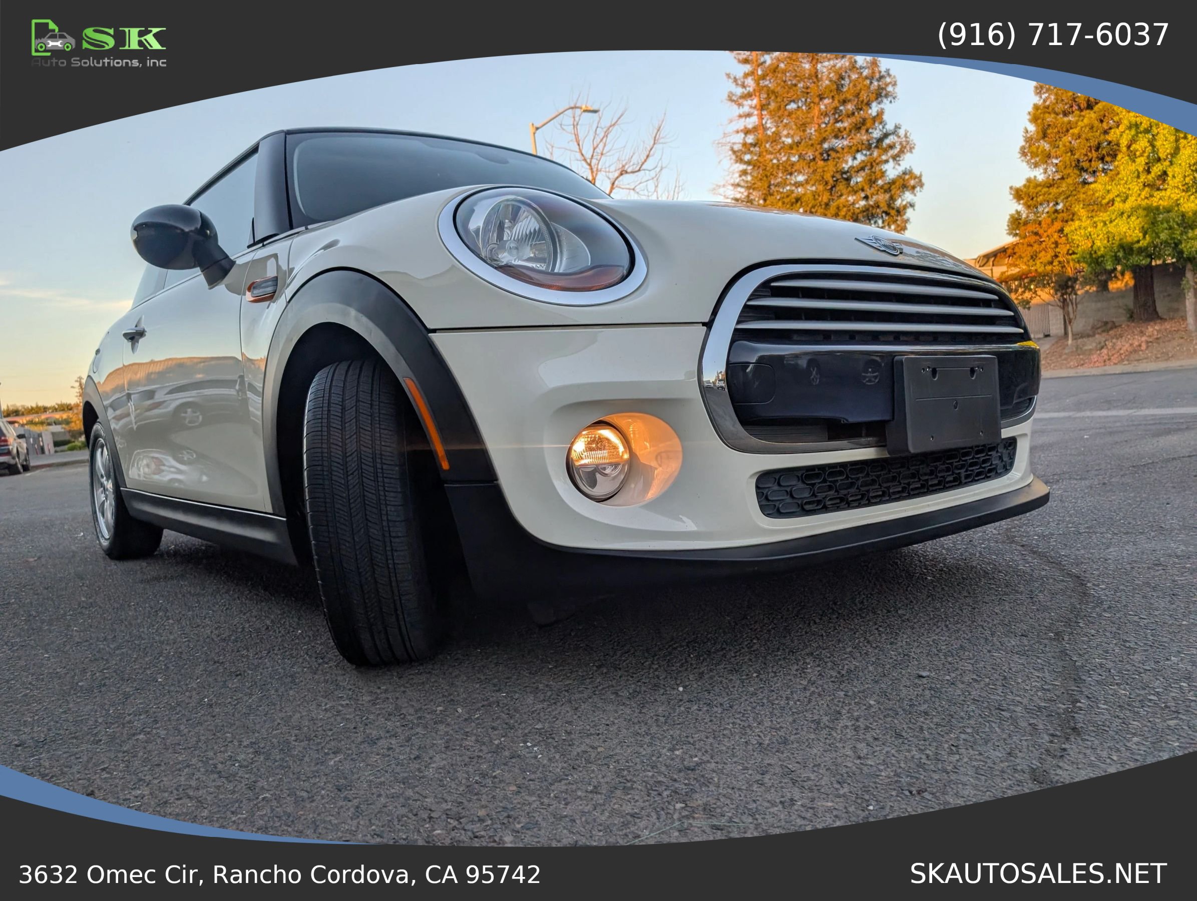 Used 2014 MINI Cooper 2-Door Hardtop FWD image 8