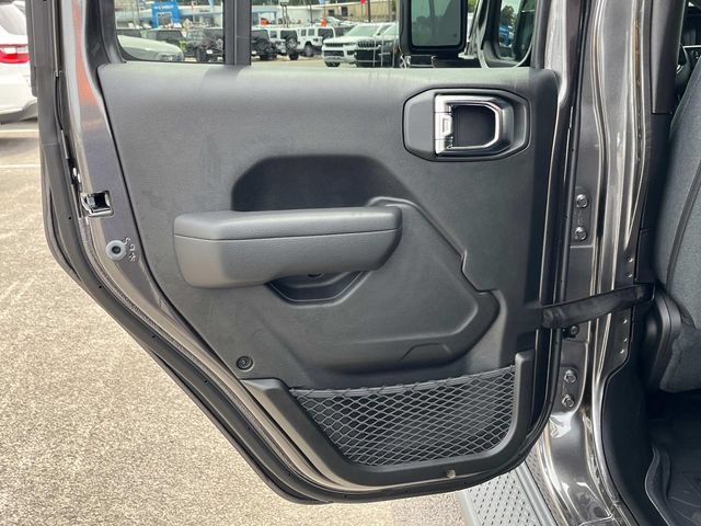 New 2025 Jeep Gladiator Sport AWD/4WD image 7