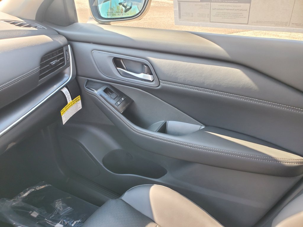 New 2026 Nissan Rogue Dark Armor FWD image 35