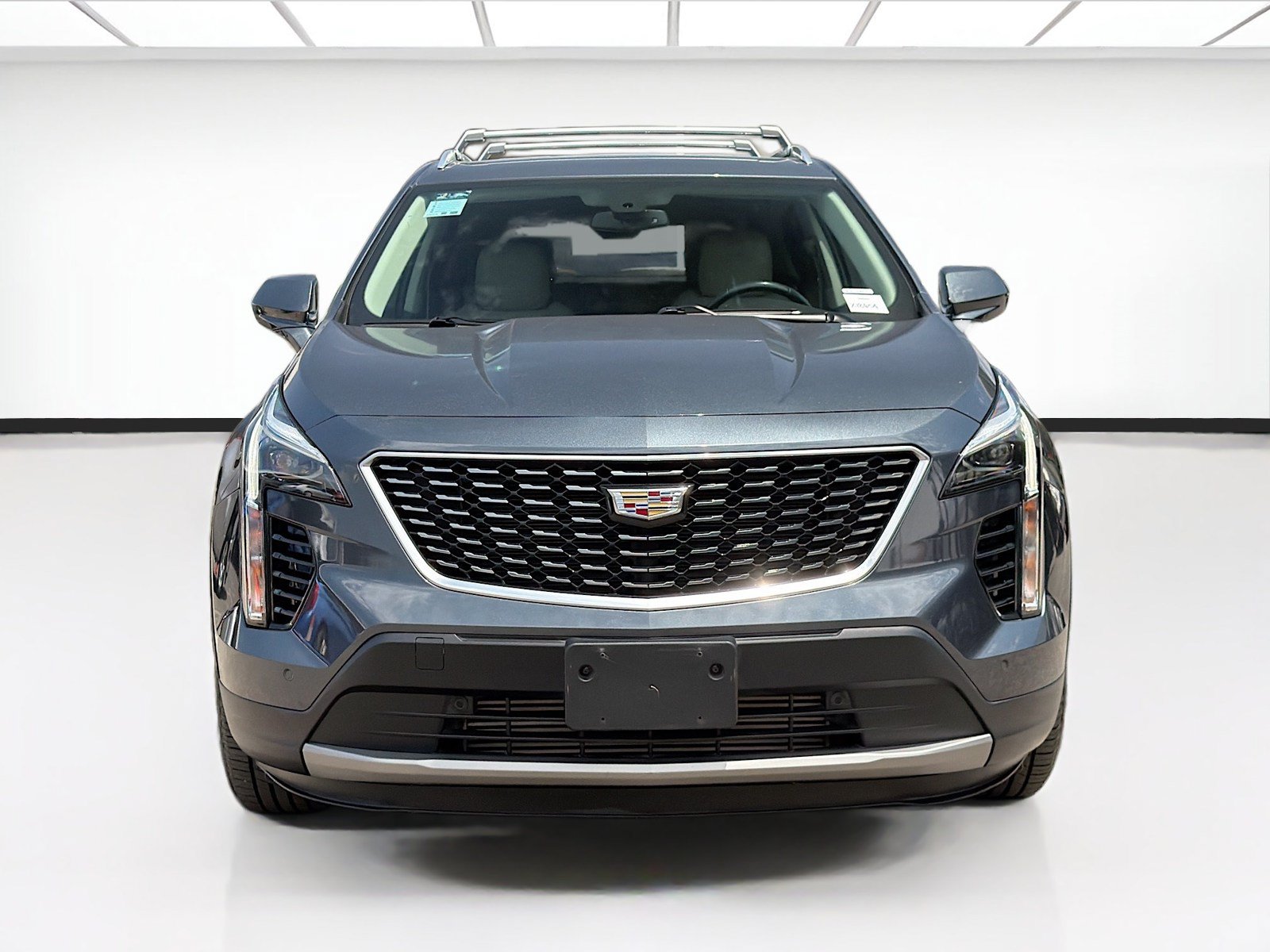 Used 2019 Cadillac XT4 Premium Luxury AWD/4WD image 2