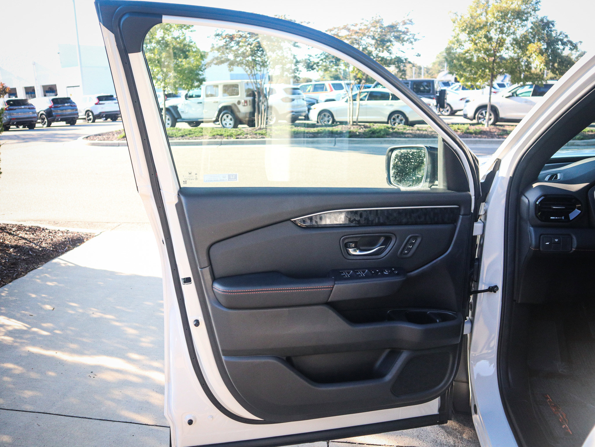 Used 2026 Honda Passport TrailSport Elite image 14