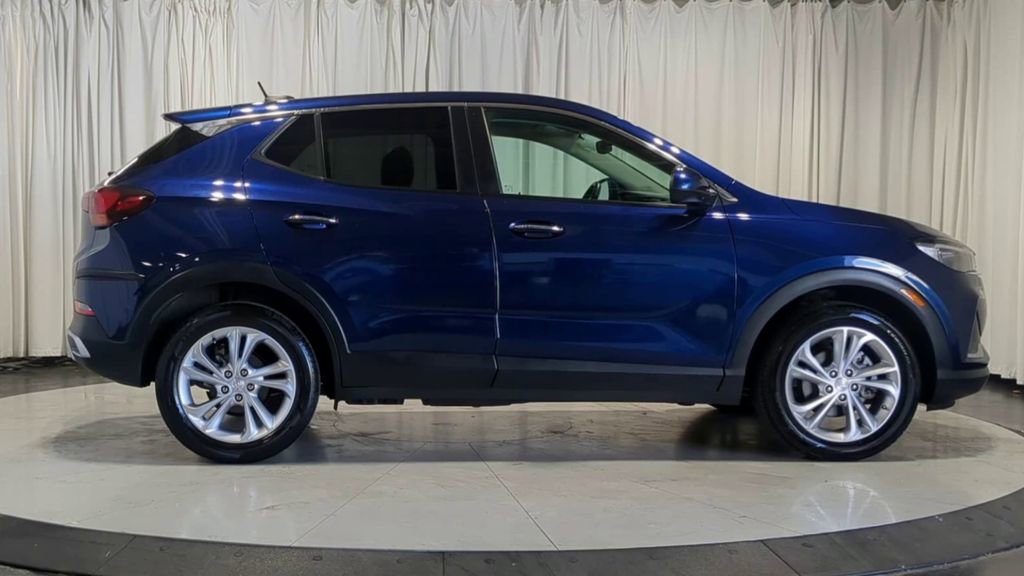 Used 2023 Buick Encore GX Preferred w/ Cold Weather Comfort Package FWD image 11