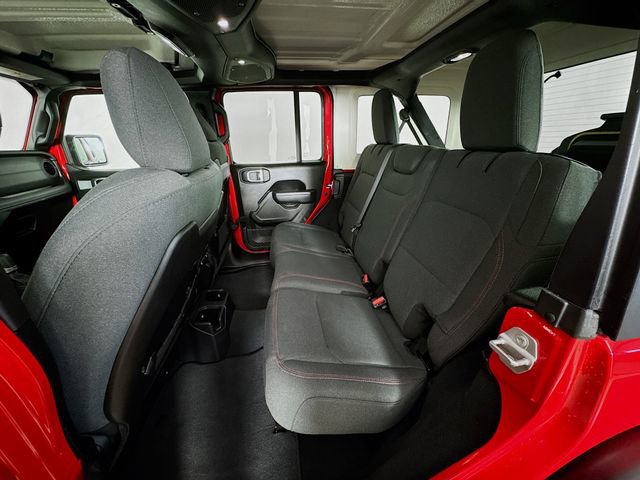 Used 2025 Jeep Wrangler Unlimited Rubicon AWD/4WD image 24
