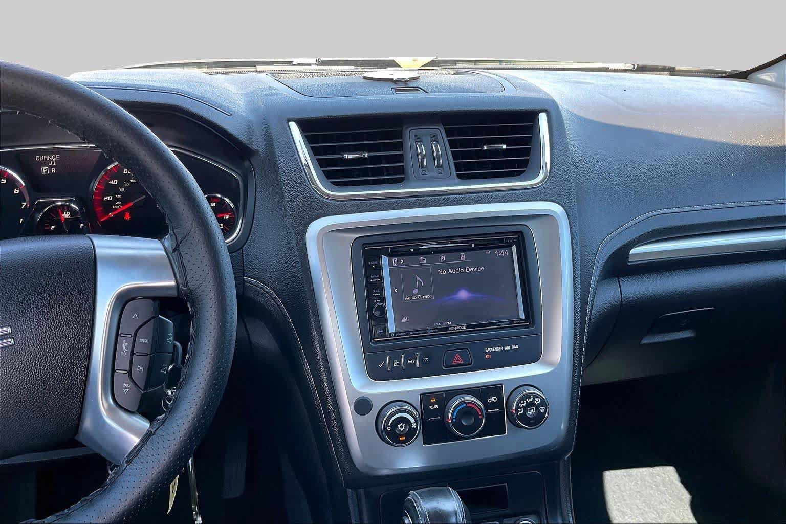 Used 2016 GMC Acadia SLE FWD image 7