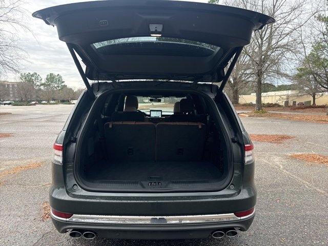 Used 2023 Lincoln Aviator Reserve w/ Equipment Group 201A image 25