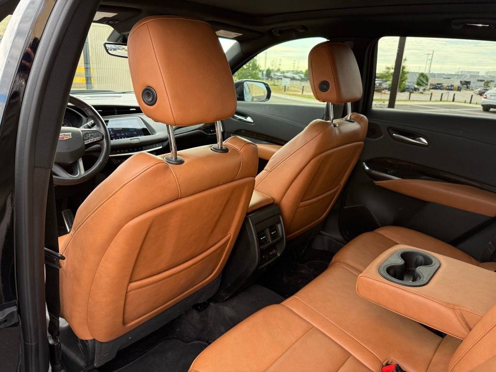 Used 2023 Cadillac XT4 Sport image 9