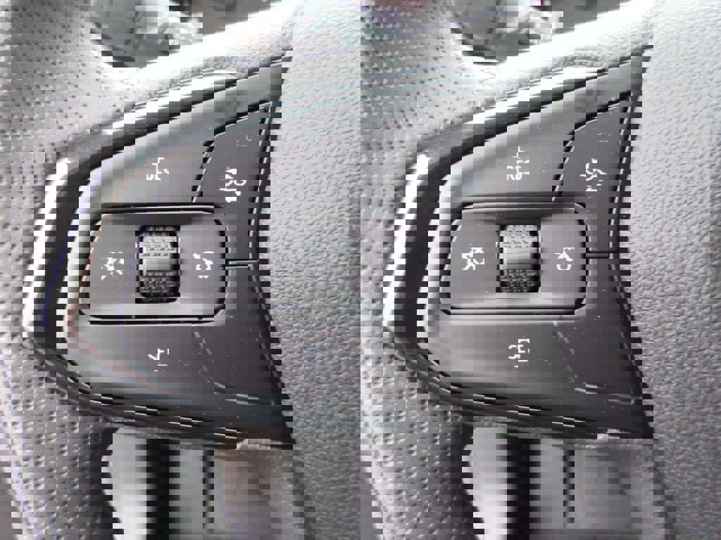 New 2026 Chevrolet Trax LS w/ Driver Confidence Package FWD image 23