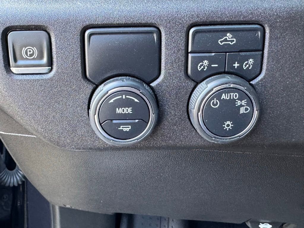 Used 2024 Chevrolet Silverado 1500 LT w/ Texas Edition Plus image 21