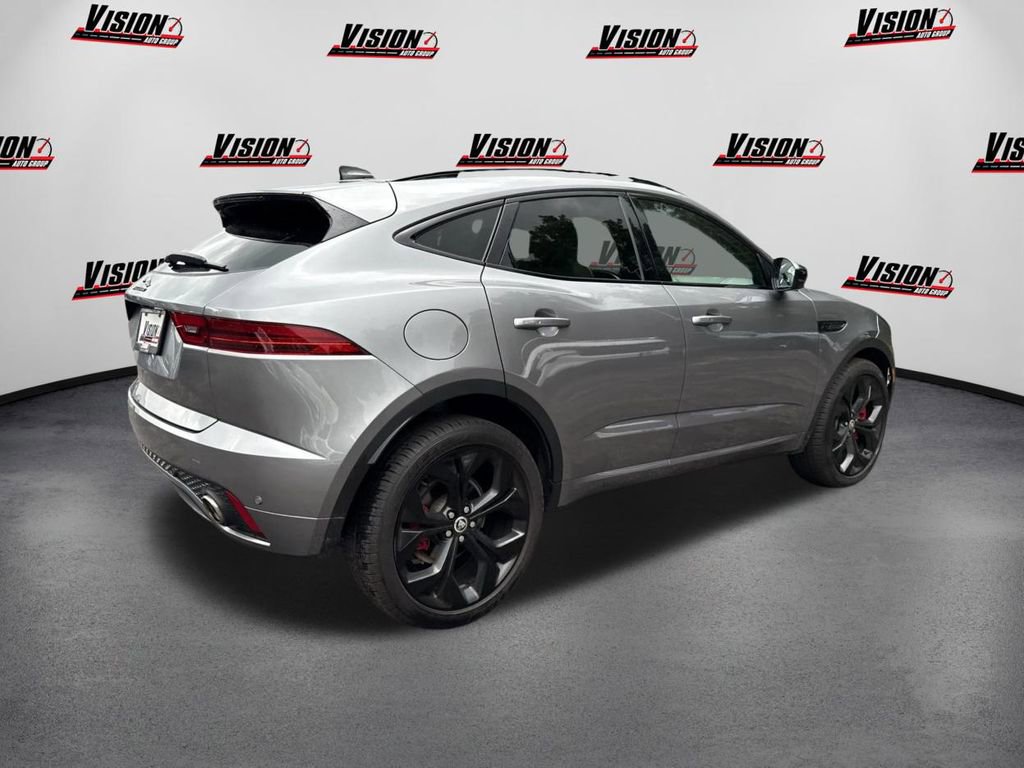Used 2024 Jaguar E-PACE R-Dynamic SE image 5