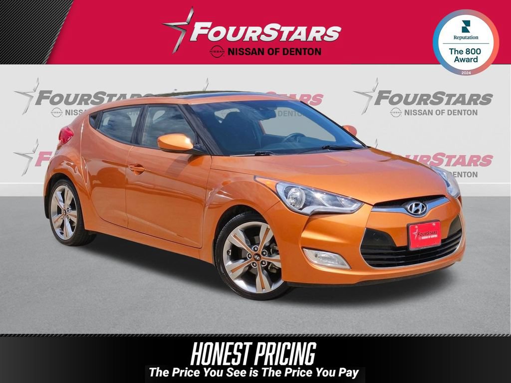 Used 2017 Hyundai Veloster Value Edition FWD video 1