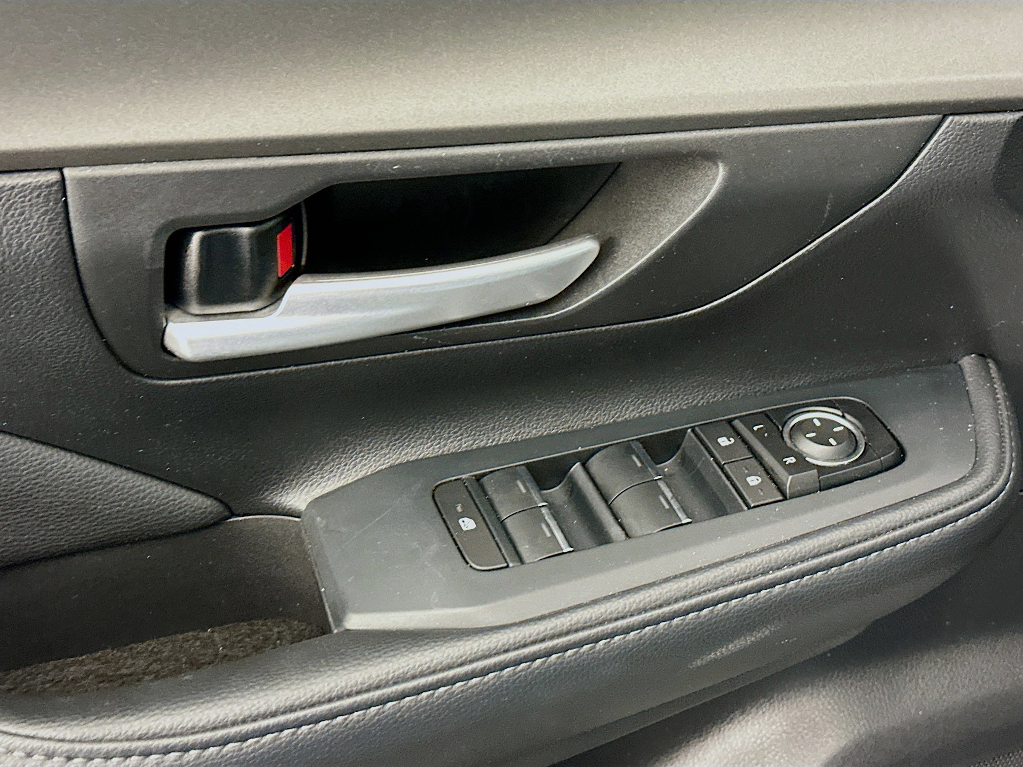 Used 2025 Toyota Grand Highlander XLE image 15