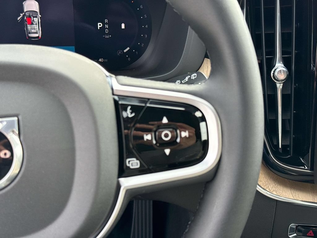 New 2026 Volvo XC60 B5 Plus w/ Climate Package AWD/4WD image 26