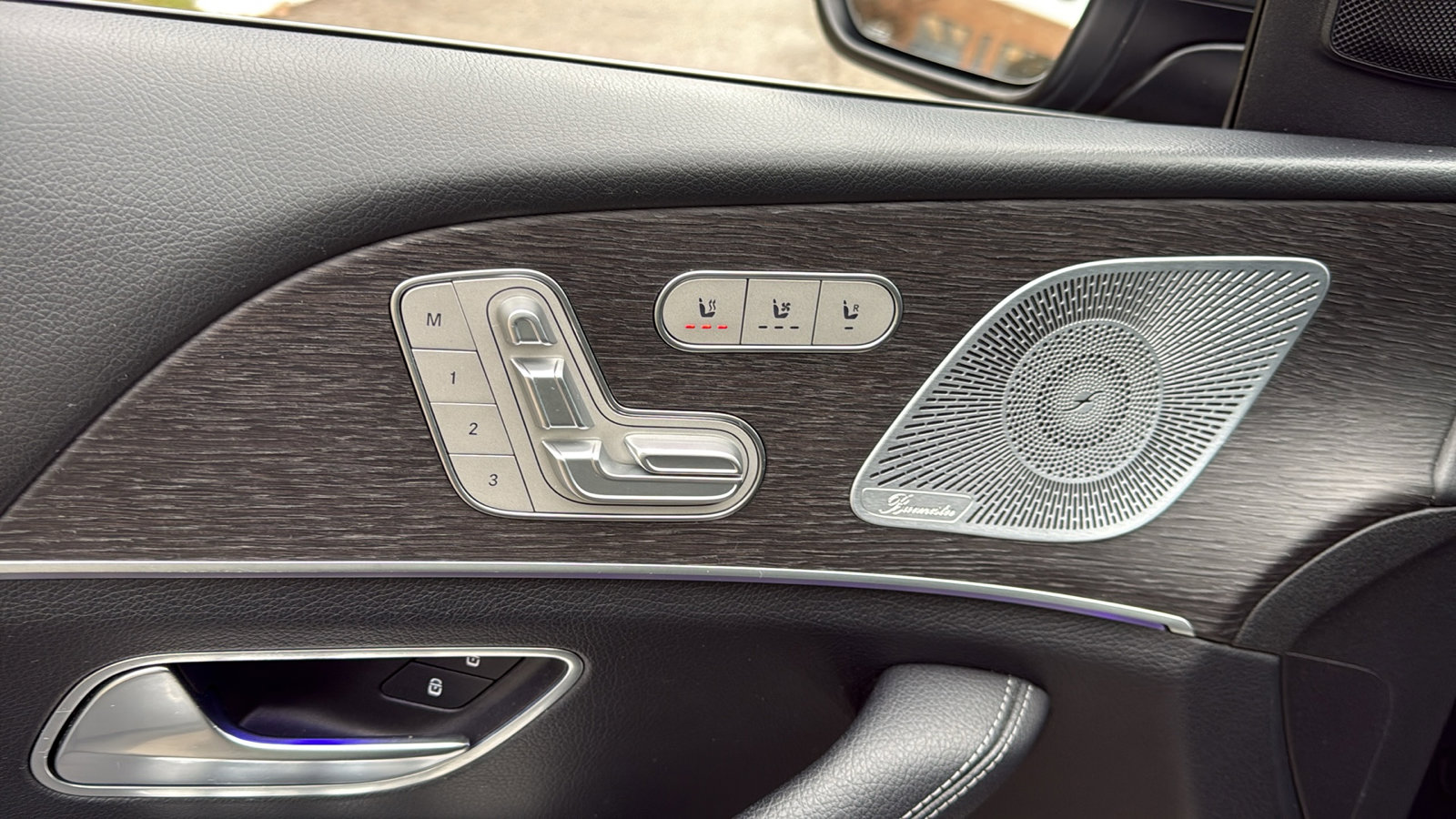 Used 2020 Mercedes-Benz GLS 450 4MATIC image 11