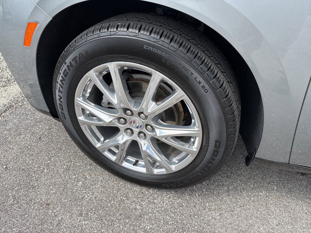 Used 2023 Buick Enclave Essence w/ Experience Buick Package AWD/4WD image 9