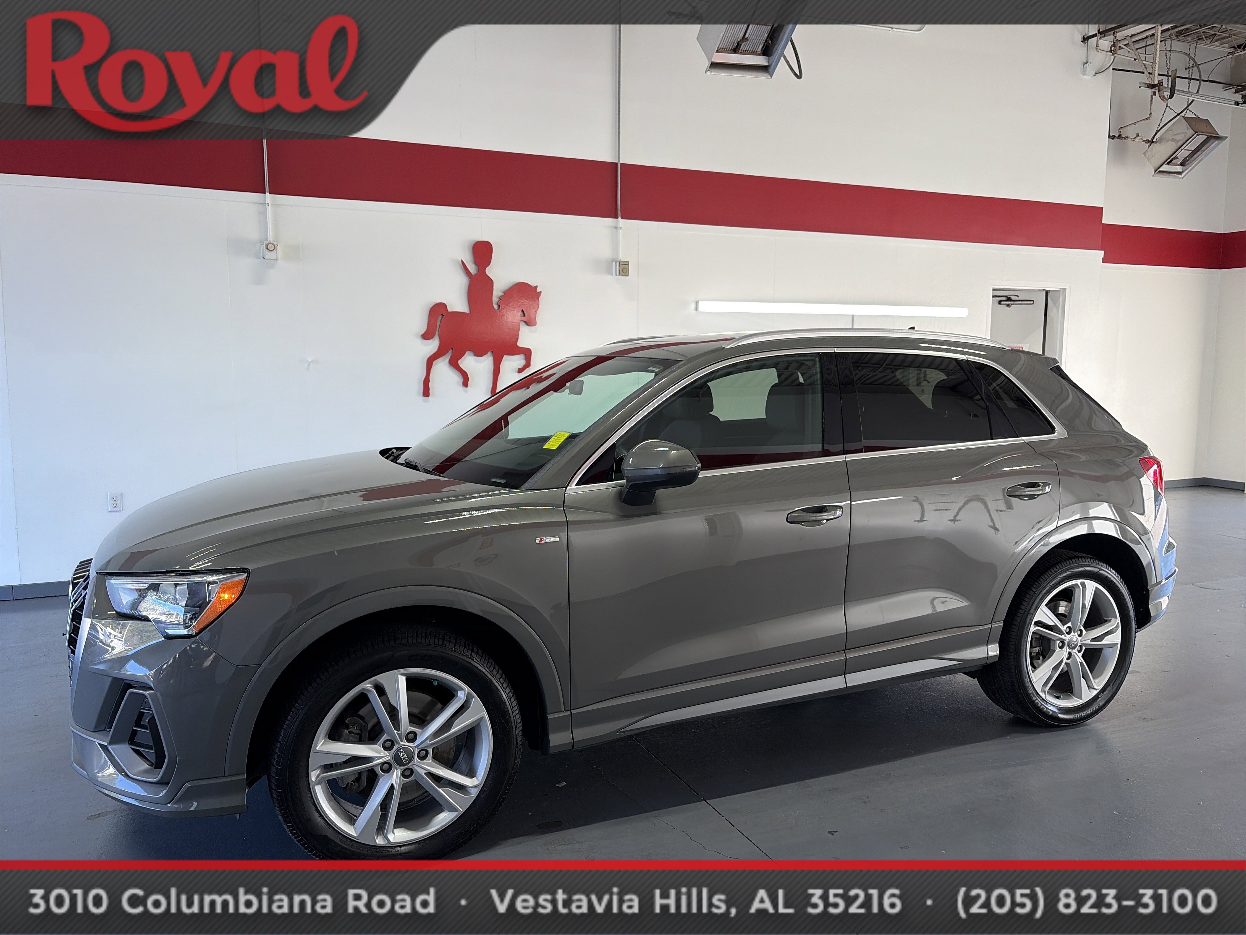 Used 2020 Audi Q3 2.0T Premium w/ Convenience Package image 1