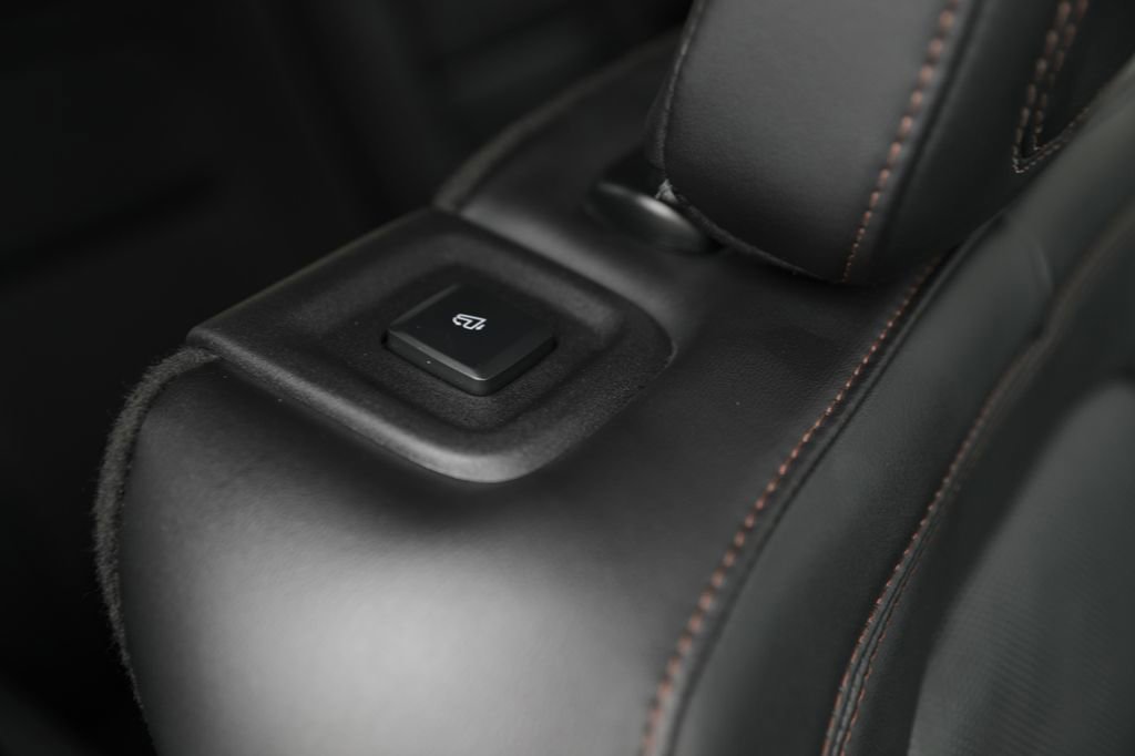 Used 2023 Lincoln Aviator Reserve w/ Equipment Group 201A image 23