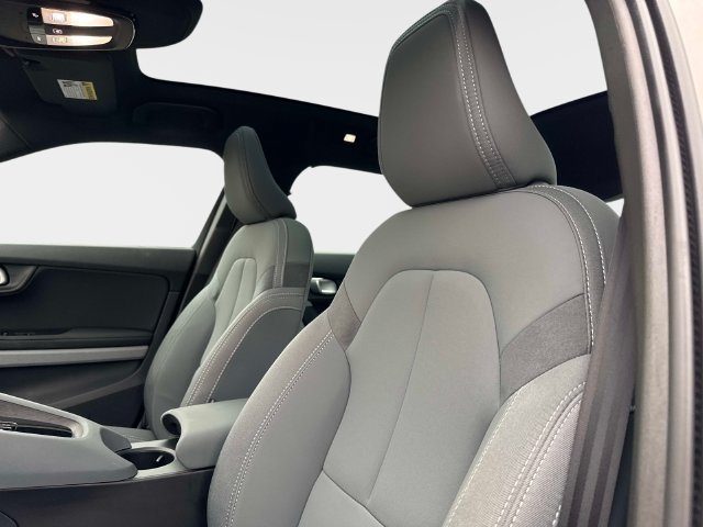 Used 2024 Polestar Polestar 2 AWD/4WD image 18