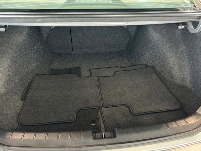 Used 2017 Honda Accord EX-L image 25