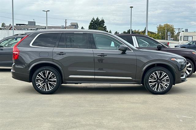 Certified 2023 Volvo XC90 T8 Plus image 2