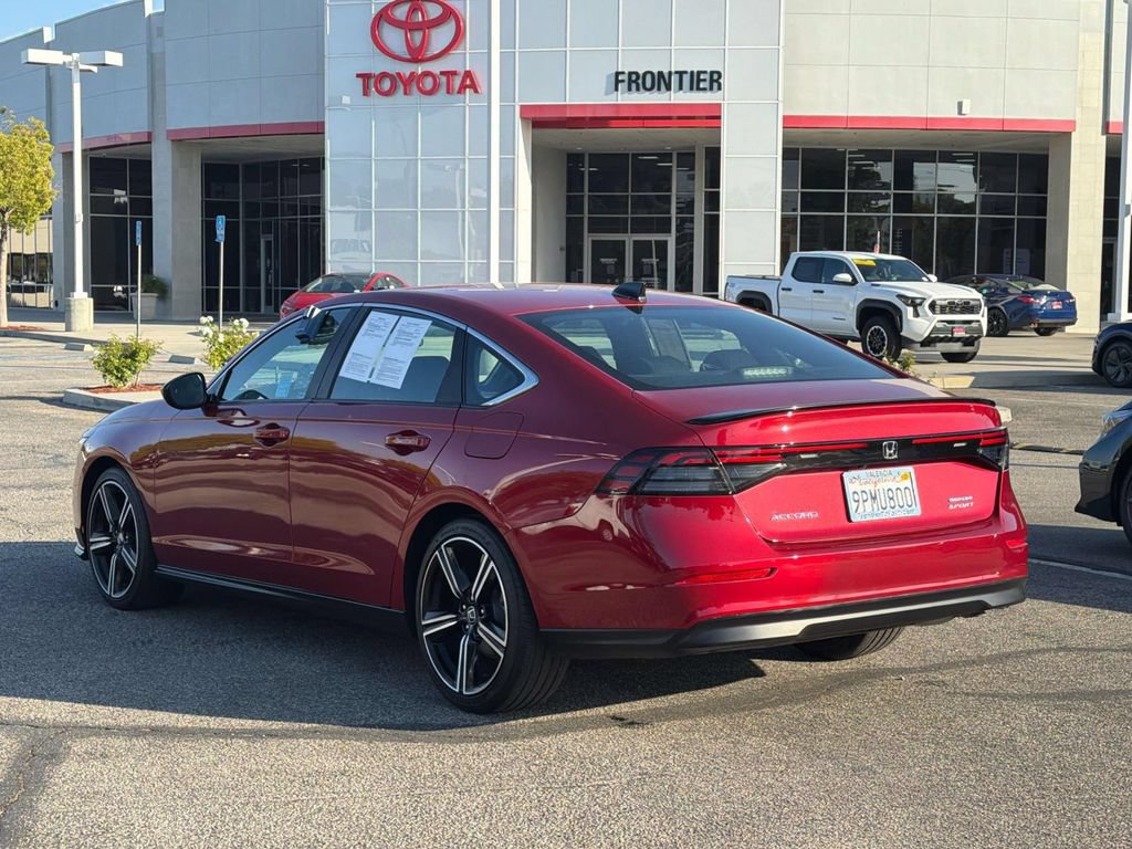 Used 2024 Honda Accord Sport image 5