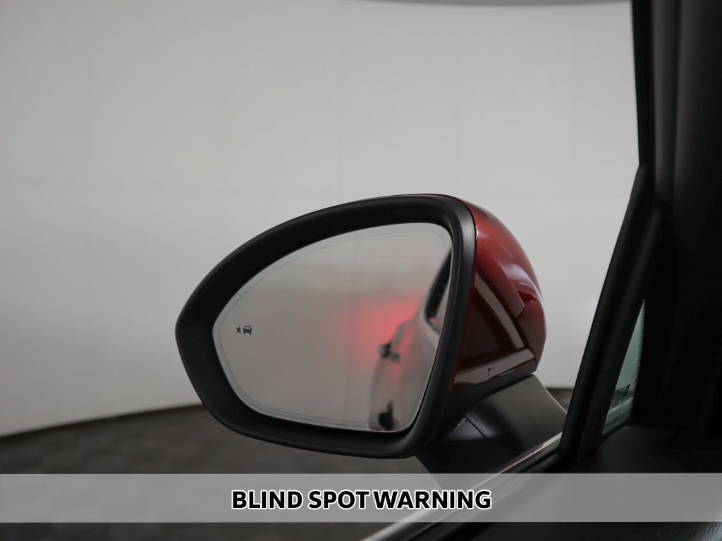 Used 2023 Buick Envision Avenir AWD/4WD image 10