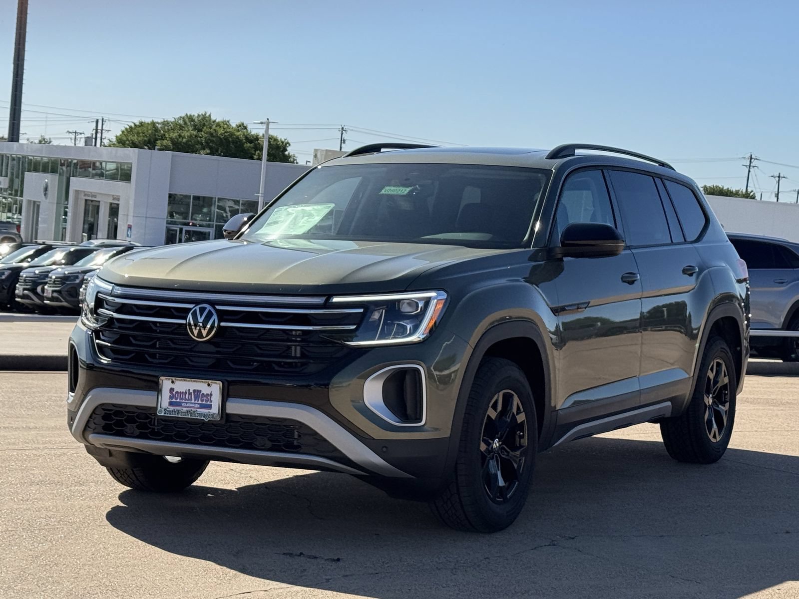 New 2026 Volkswagen Atlas Peak Edition AWD/4WD image 9