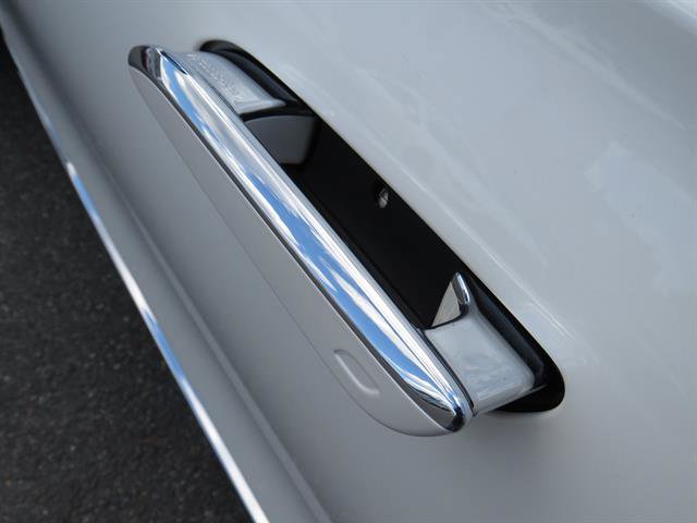 Certified 2022 Mercedes-Benz S 500 4MATIC w/ AMG Line Package image 25