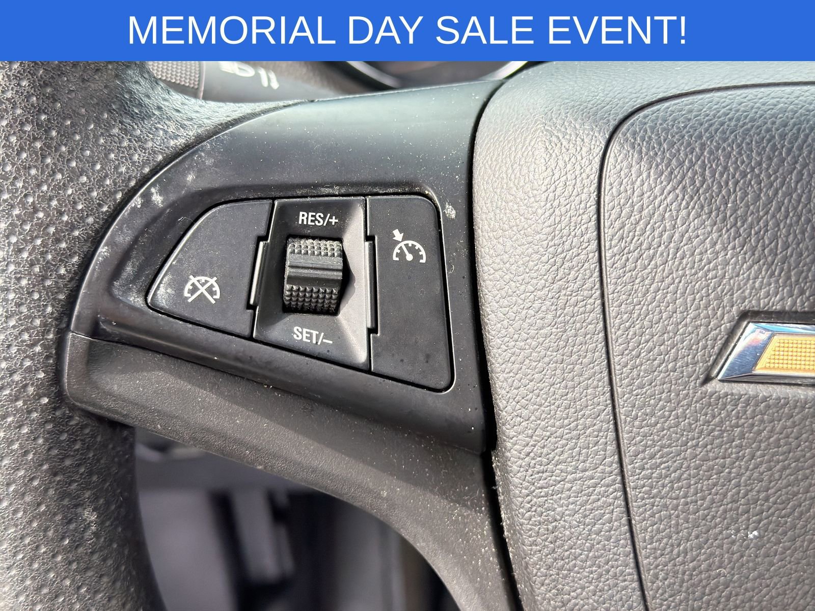 Used 2016 Chevrolet Cruze LT w/ Sun And Sound Package FWD image 29