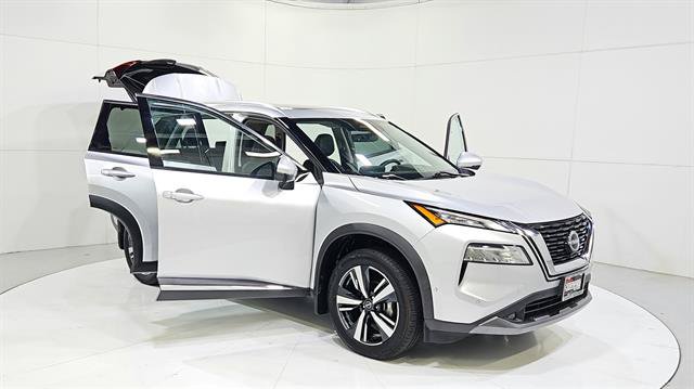 Used 2022 Nissan Rogue SL w/ SL Premium Package FWD image 29