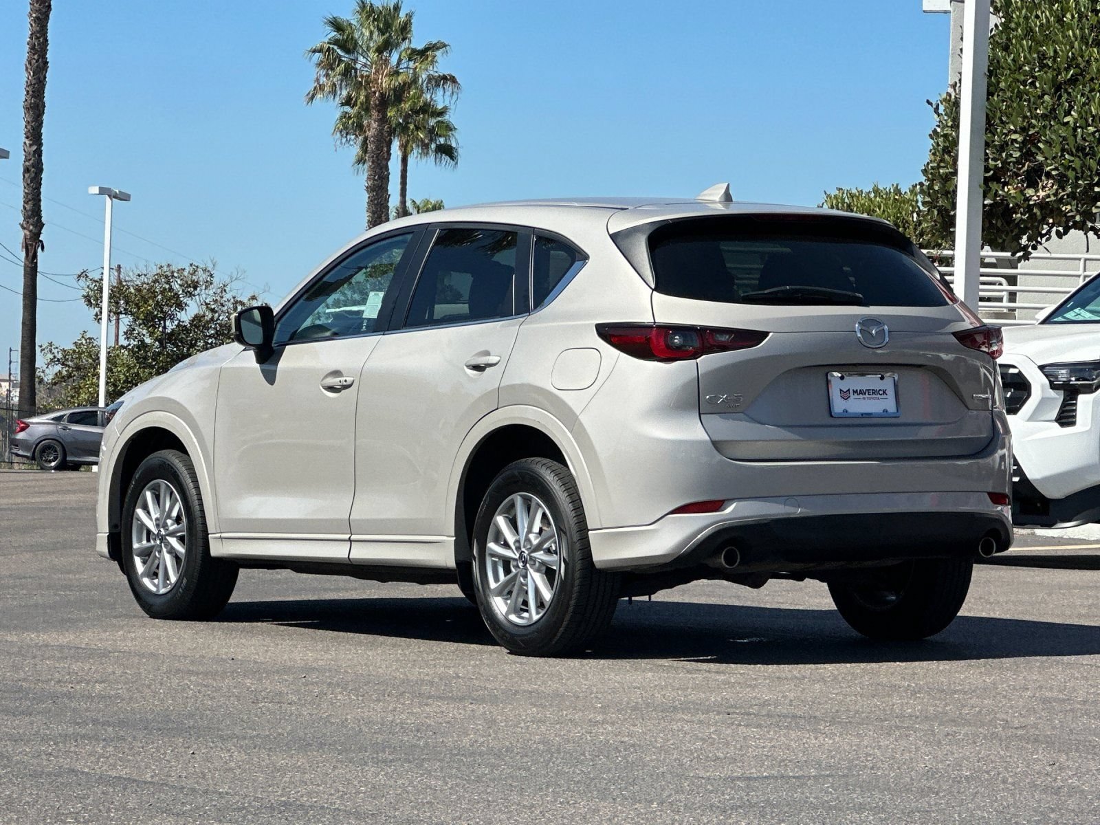 Used 2025 MAZDA CX-5 AWD 2.5 S w/ Select Package image 3