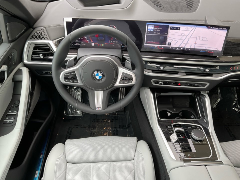New 2026 BMW X6 xDrive40i w/ Climate Comfort Package image 33