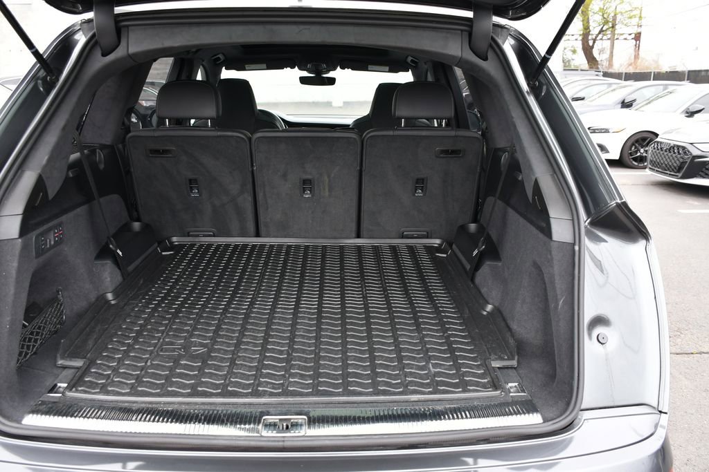 Certified 2023 Audi SQ7 Prestige w/ Prestige Package AWD/4WD image 52