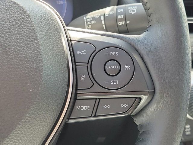 Certified 2025 Toyota RAV4 Limited w/ Advanced Technology Package image 32