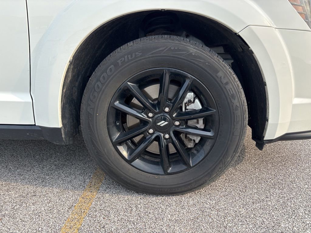 Used 2020 Dodge Journey SE w/ Blacktop Package image 13