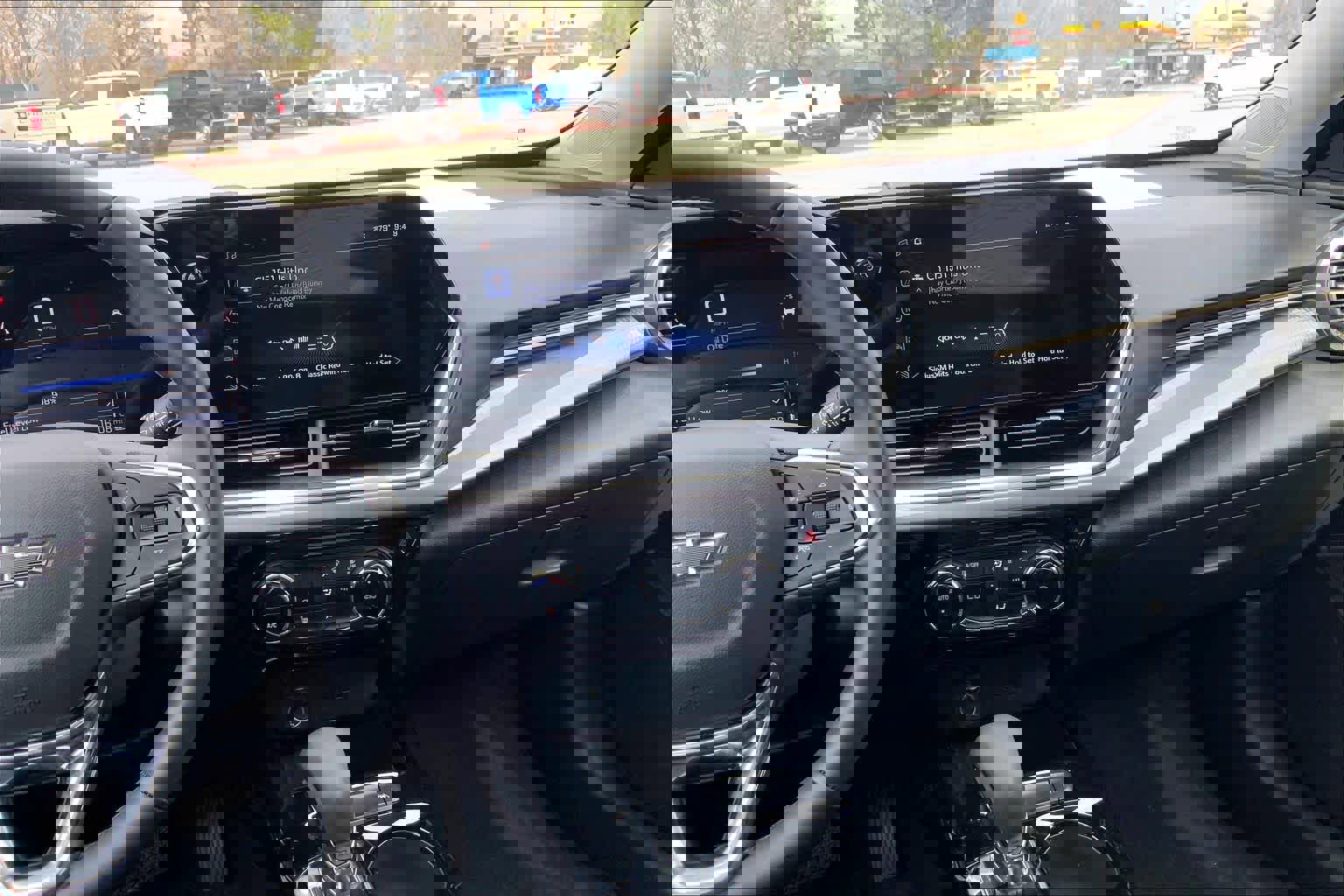 Used 2026 Chevrolet Trax ACTIV w/ Driver Confidence Package image 7