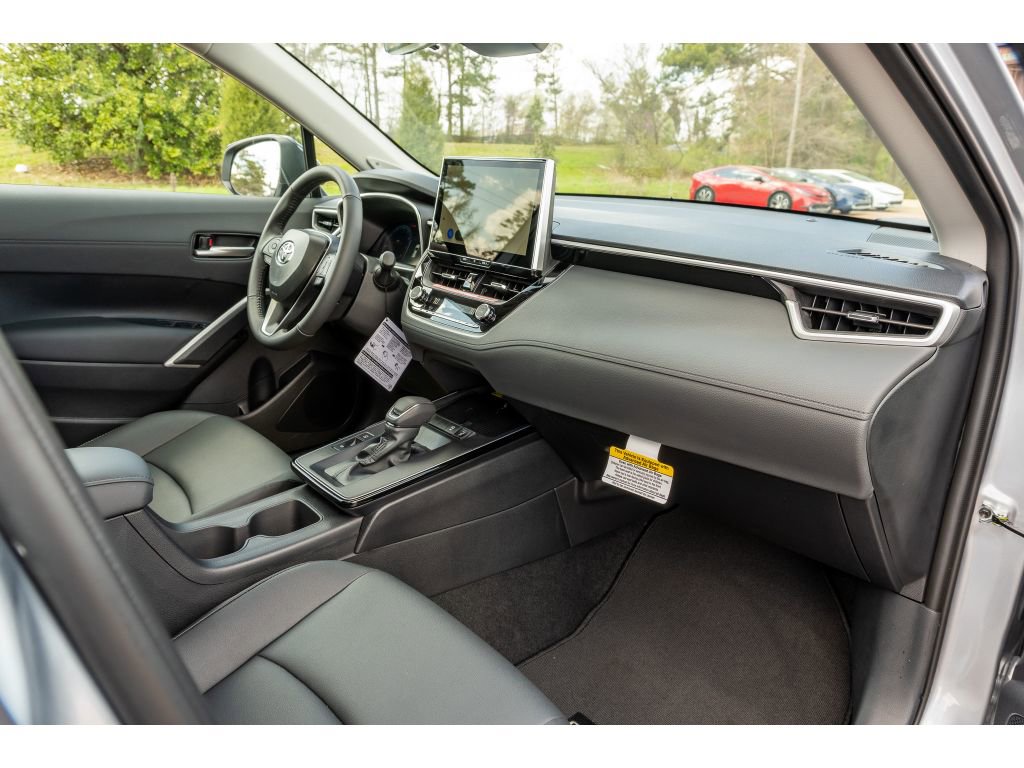 Certified 2026 Toyota Corolla Cross XLE w/ Convenience Package image 18