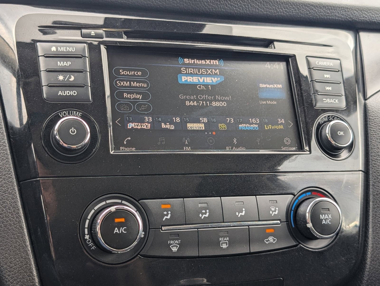 Used 2021 Nissan Rogue Sport S image 18